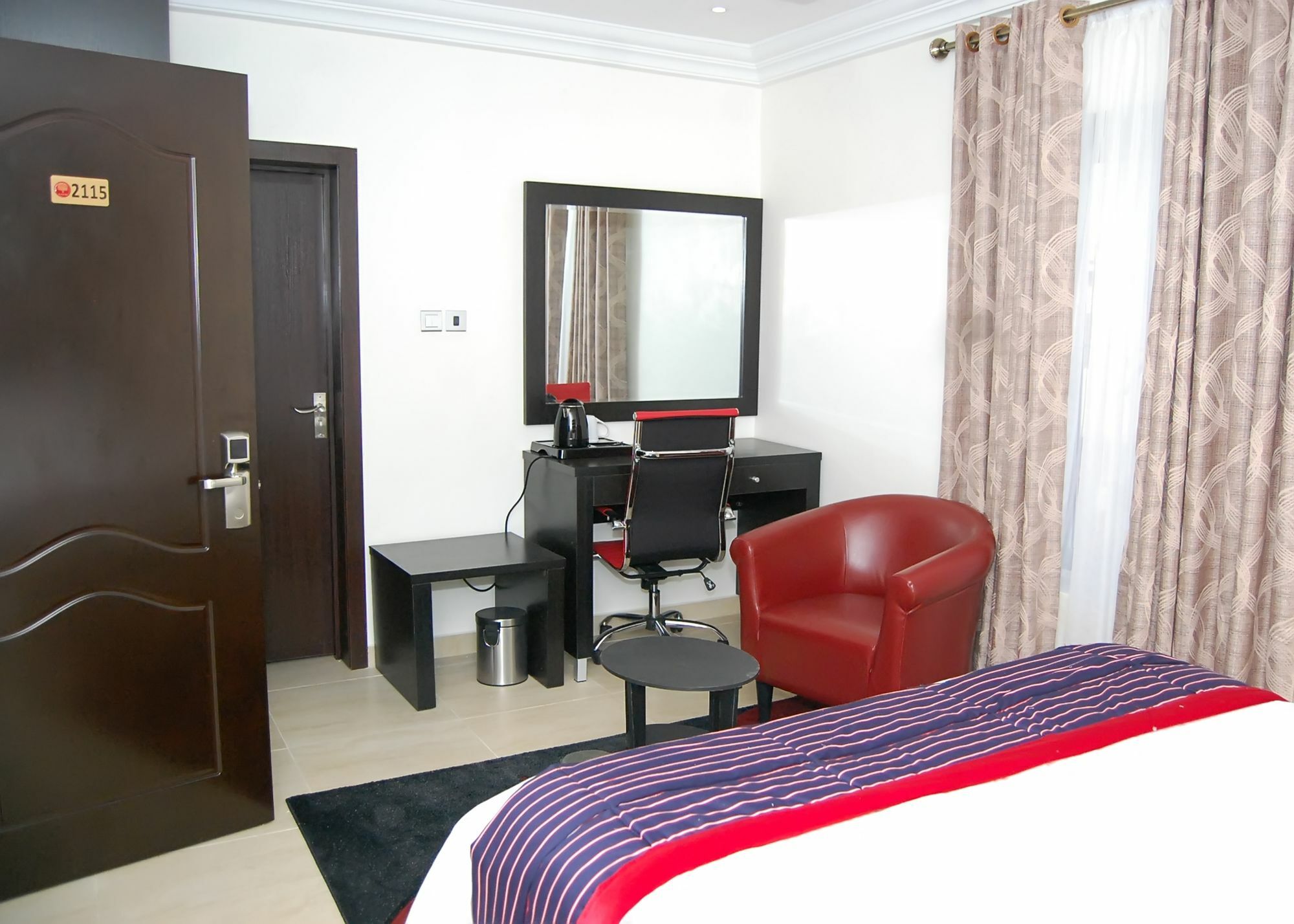 The Montrose Hotel Lekki Exterior foto