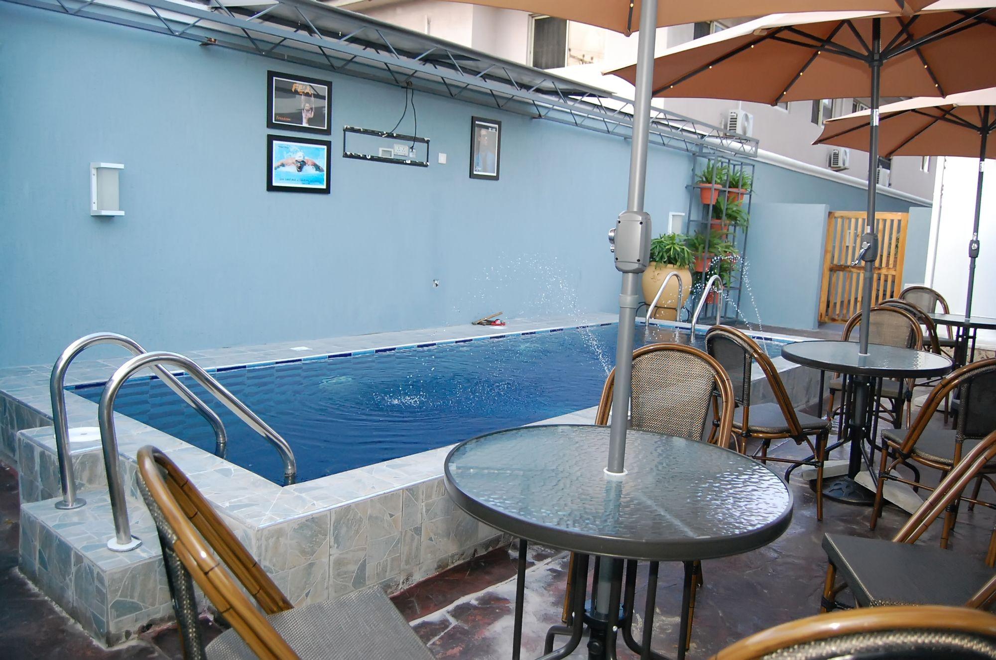 The Montrose Hotel Lekki Exterior foto